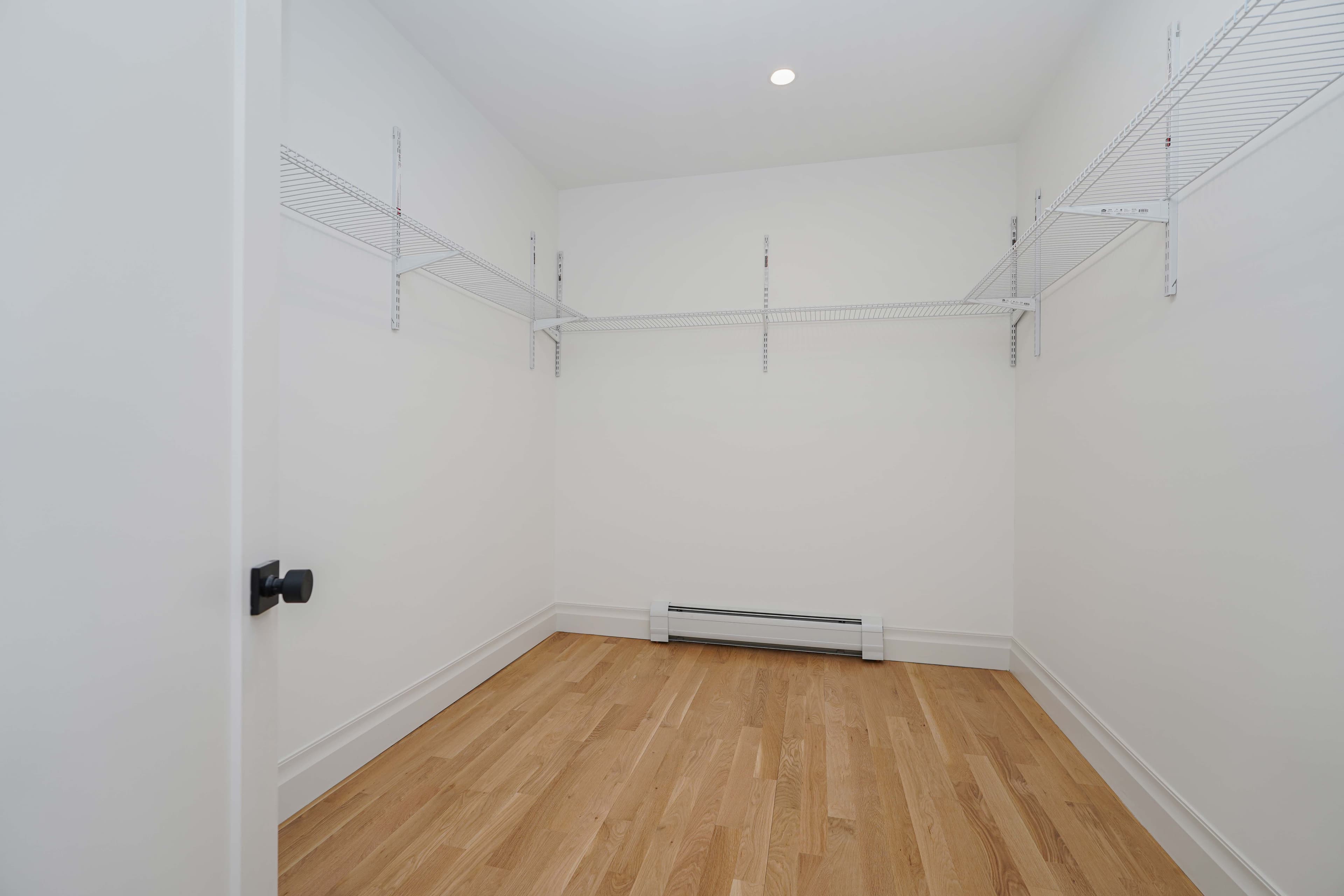 157 Ridge Ave, photo 9