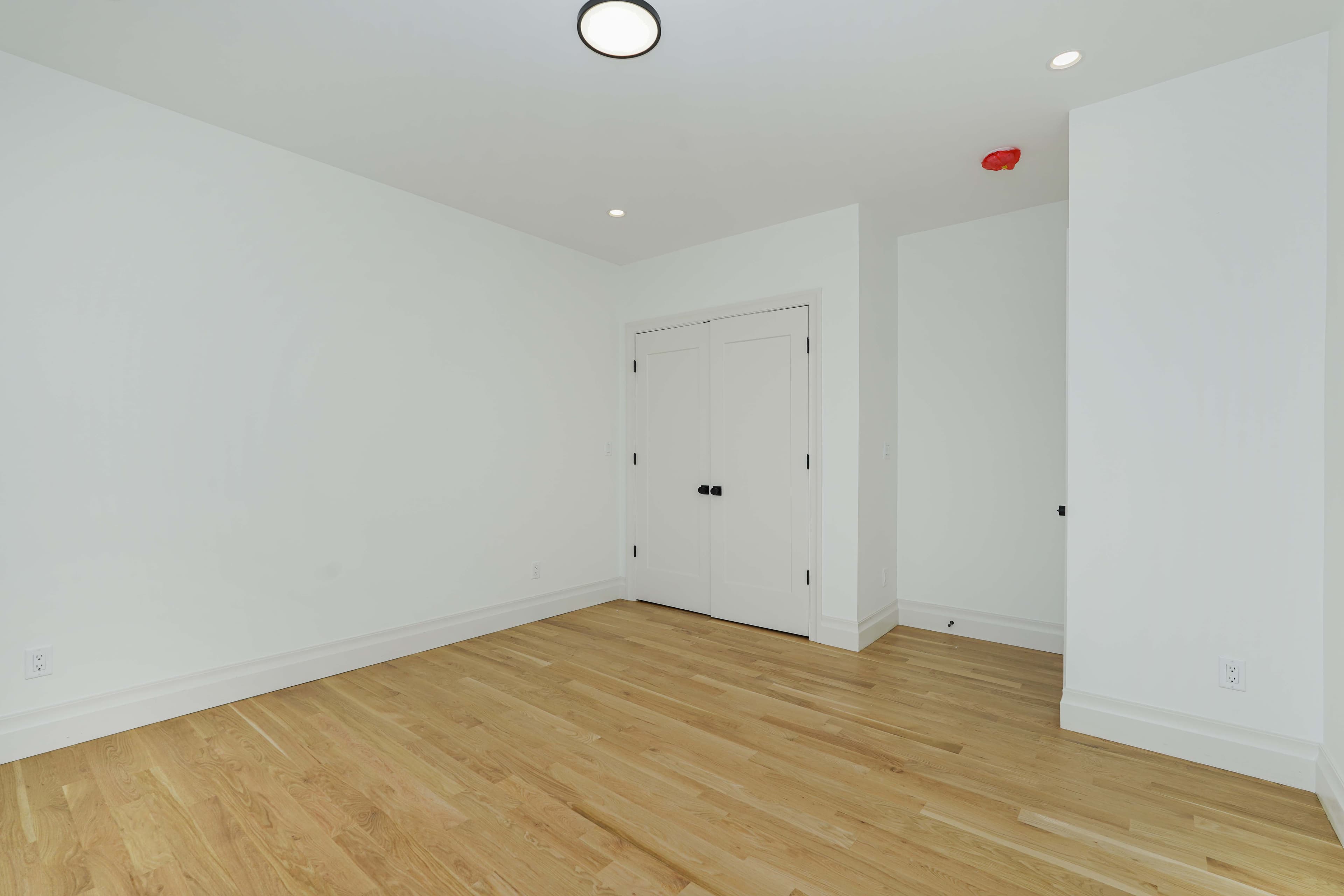 157 Ridge Ave, photo 15