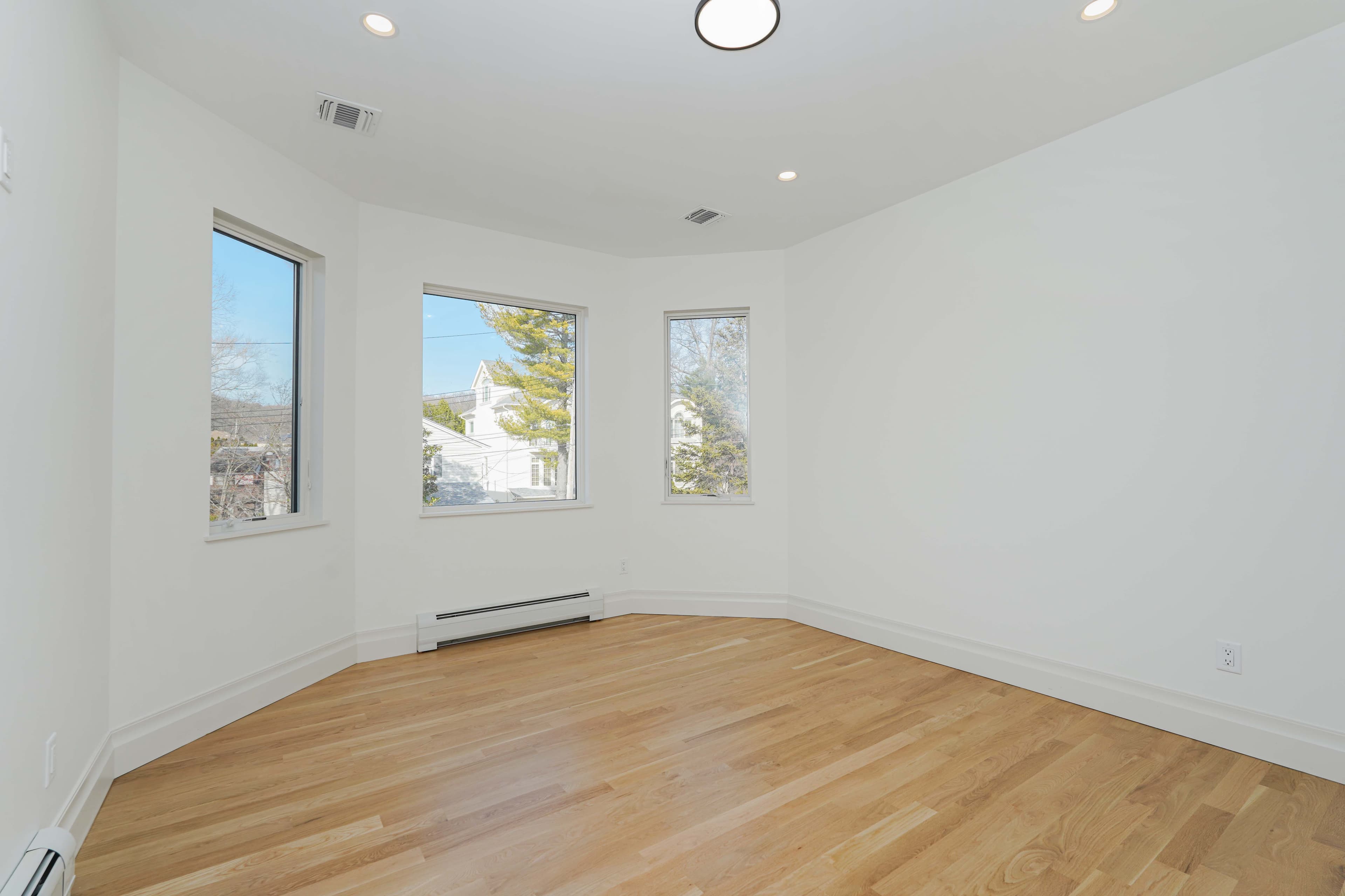 157 Ridge Ave, photo 20