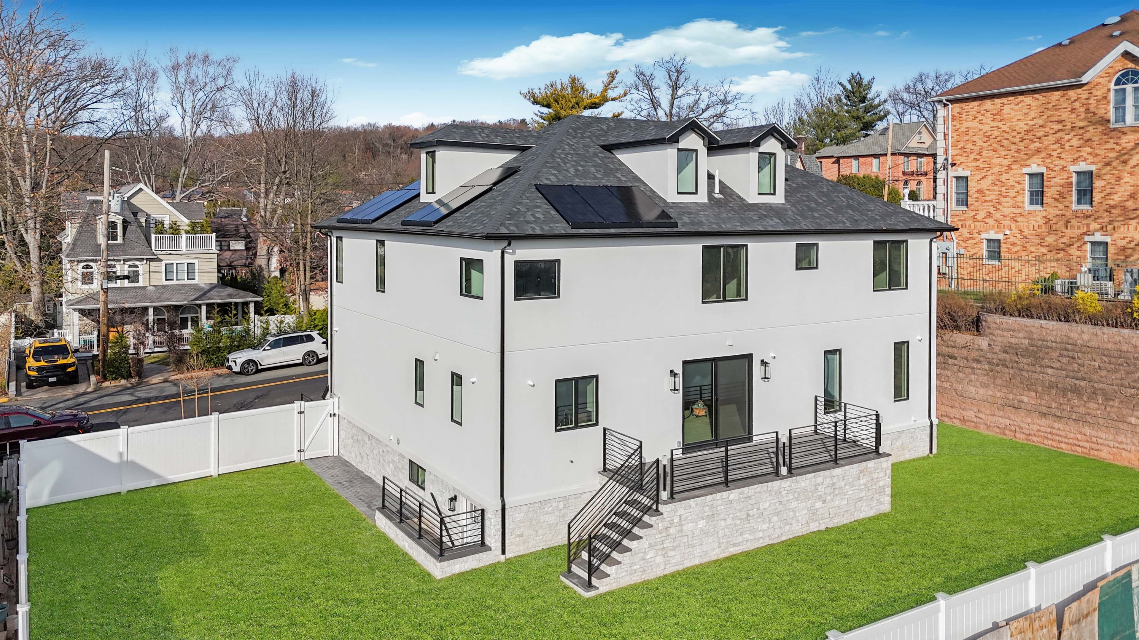157 Ridge Ave, photo 61